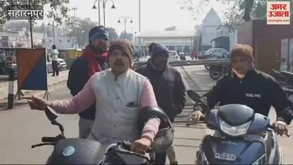 VIDEO : Saharanpur: E rickshaw driver dies after being hit by train