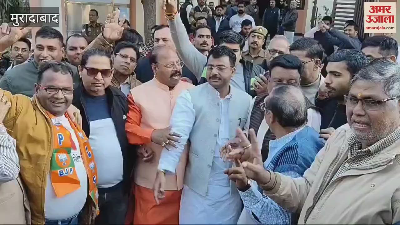 VIDEO : Drums were played at the BJP office in Buddhi Vihar on the victory in Delhi, BJP workers celebrated