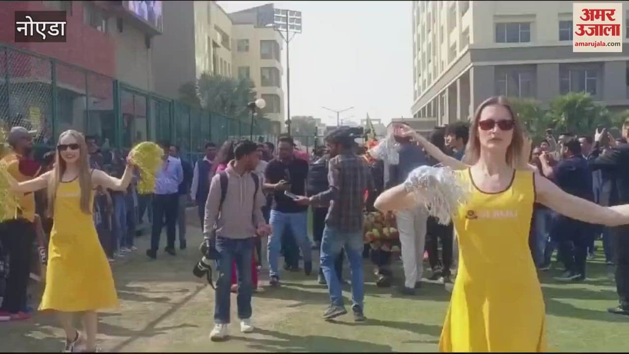 VIDEO : Chris Gayle reached GL Bajaj Campus and give tips to players of LLC Ten 10 League