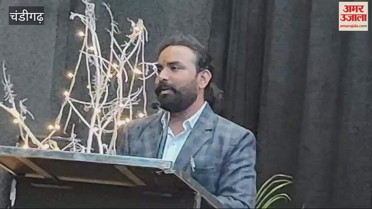 VIDEO : Kavi Sammelan organized in Tagore's Mini Auditorium in Chandigarh