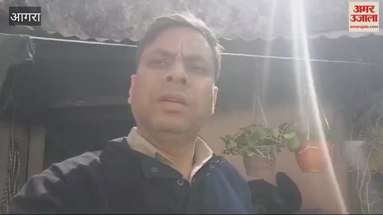 VIDEO : Paytm machine explodes while charging shopkeeper and son burnt fire broke out in the house