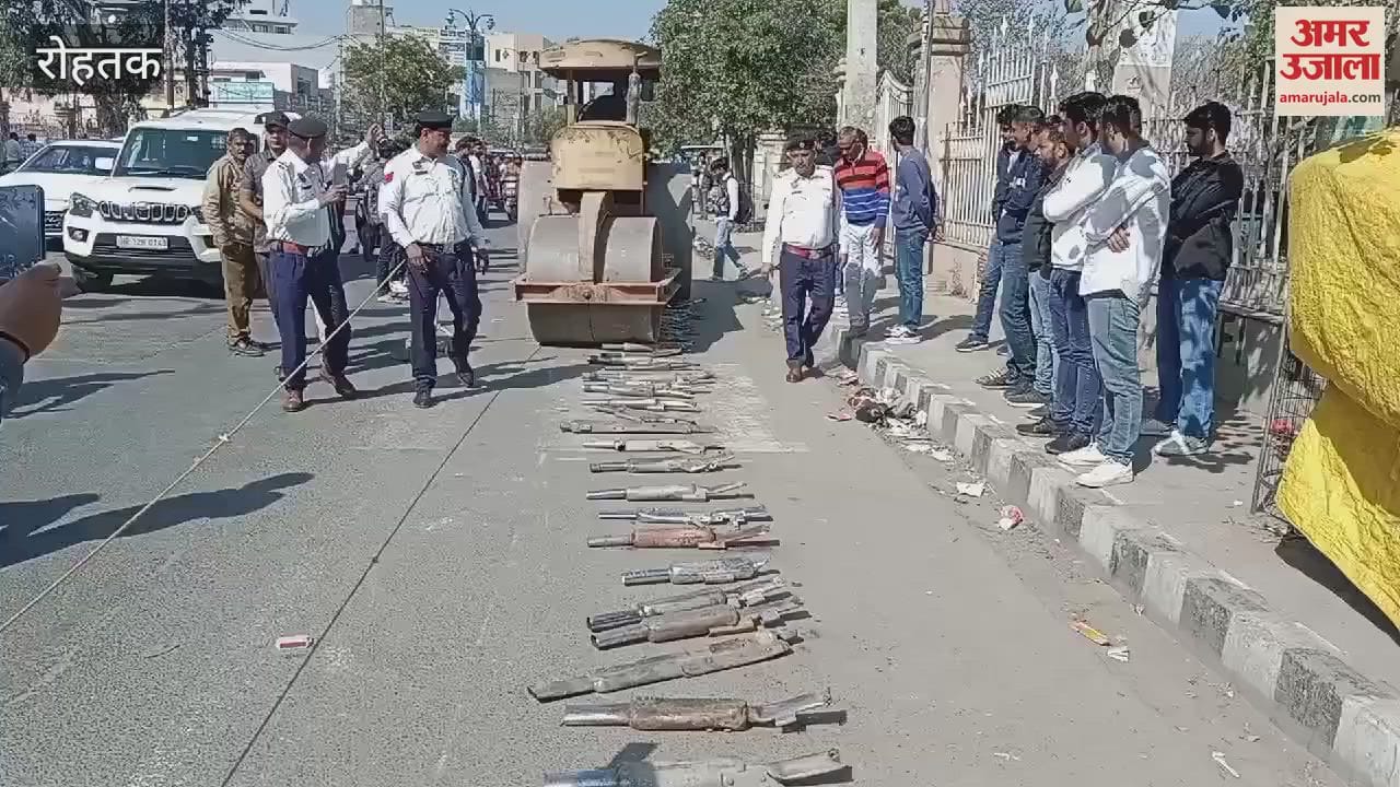 VIDEO : Traffic police destroyed loud bullet silencers outside Rohtak Jat College