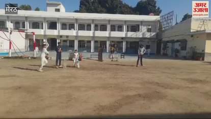 VIDEO : Meerut: Double wicket cricket tournament organized