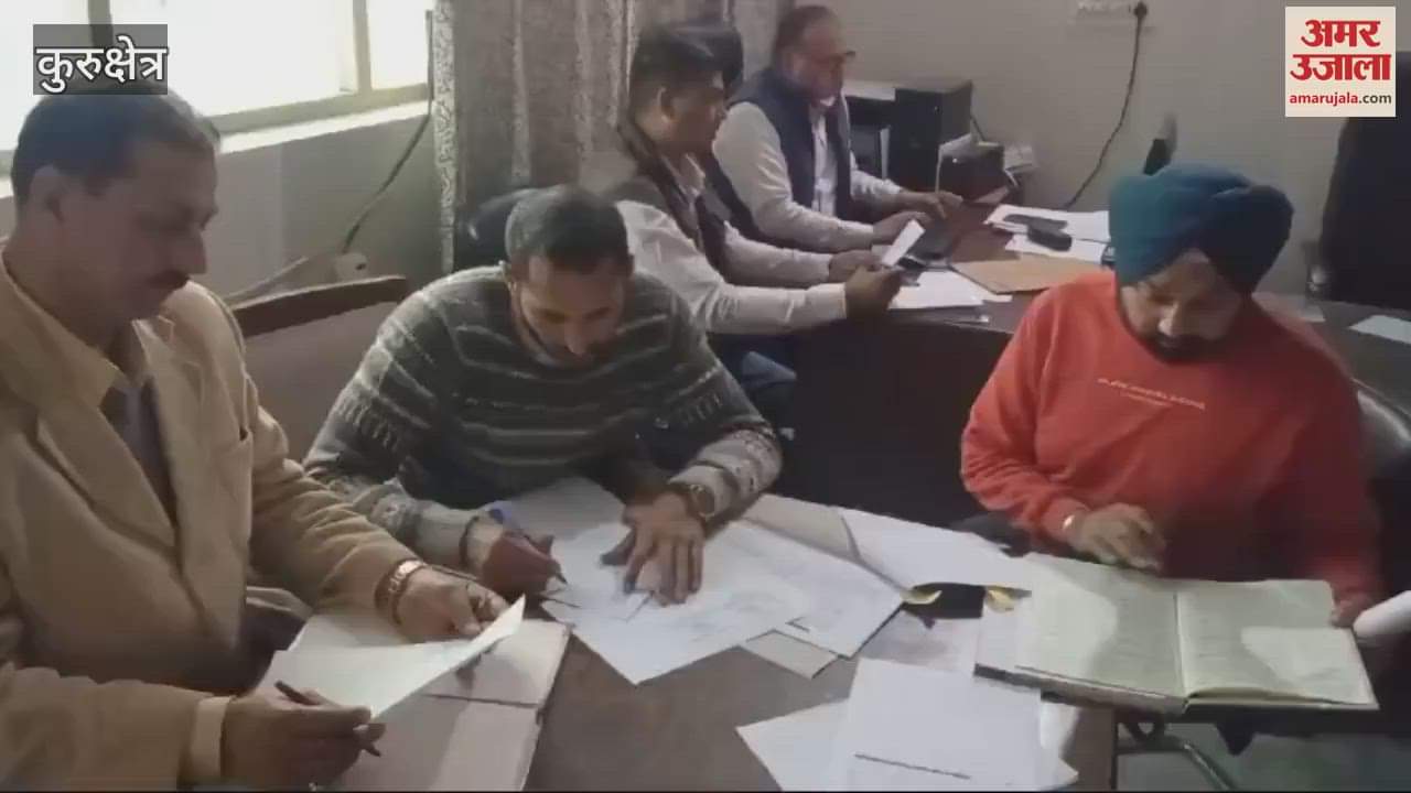 VIDEO : थानेसर नगर परिषद कार्यालय में पहुंची मुख्यमंत्री उड़नदस्ते की टीम, खंगाला रिकॉर्ड