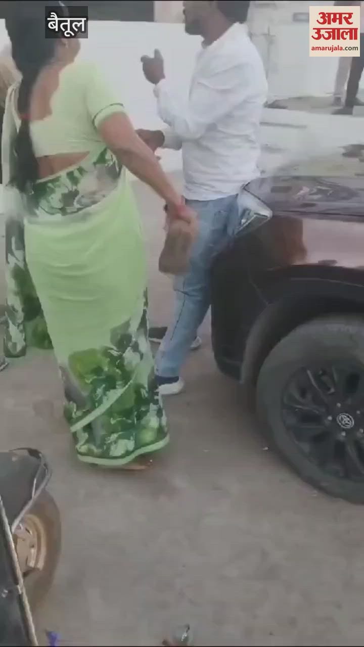 Woman publicly beats up Bhimsena leader Pankaj Atulkar