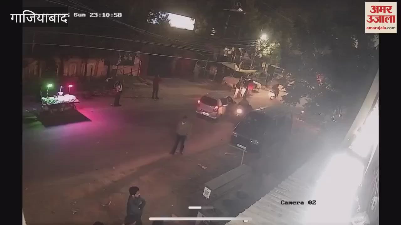 VIDEO : A shopkeeper hit in head with a brick for not giving a cigarette another was dragged with car in Ghaziabad