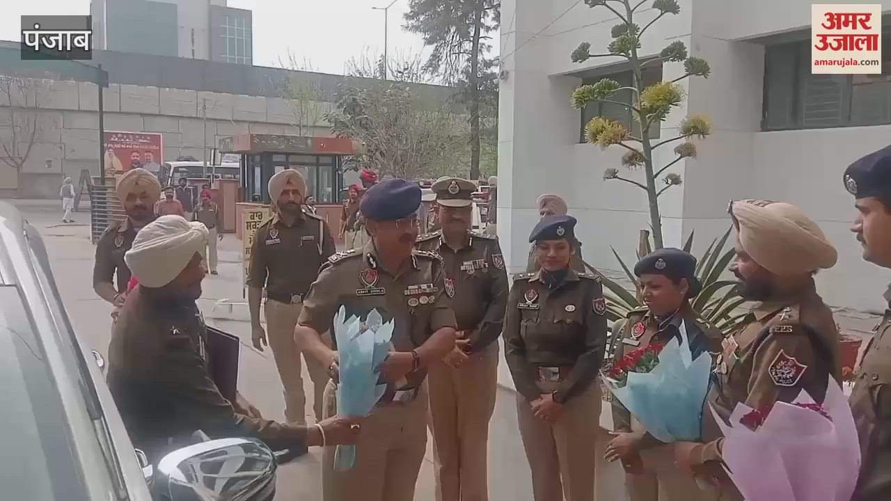 VIDEO : मोगा में डीजीपी लॉ एंड आर्डर पंजाब अर्पित शुक्ला ने छह जिलों के पुलिस अधिकारी के साथ की बैठक