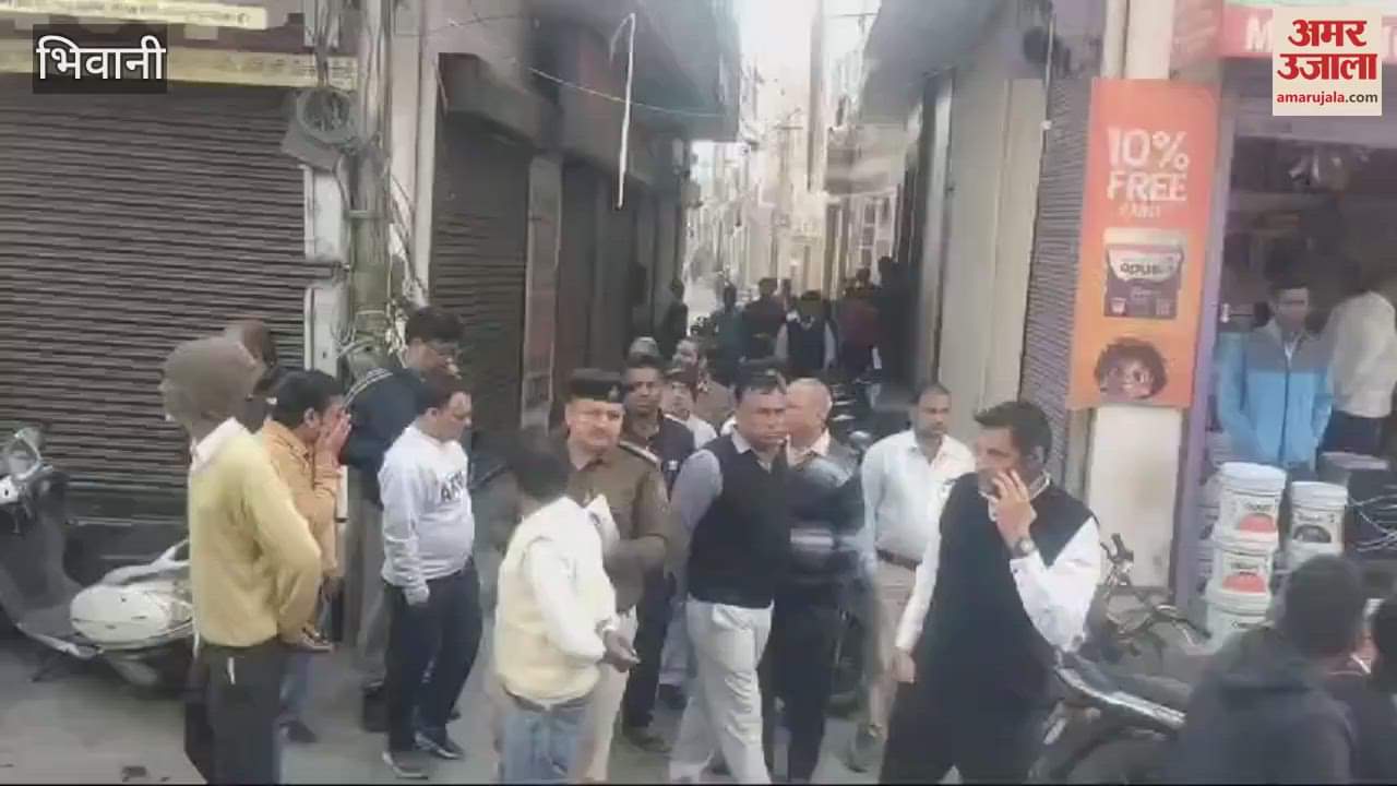 VIDEO : Postal assistant in the postal department in Bhiwani was attacked, two masked miscreants attempted to rob him at gunpoint