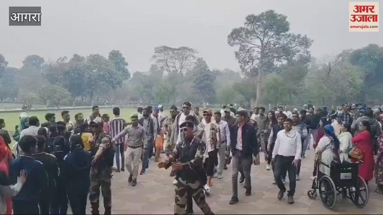 VIDEO : Shikhar Dhawan visited Taj Mahal