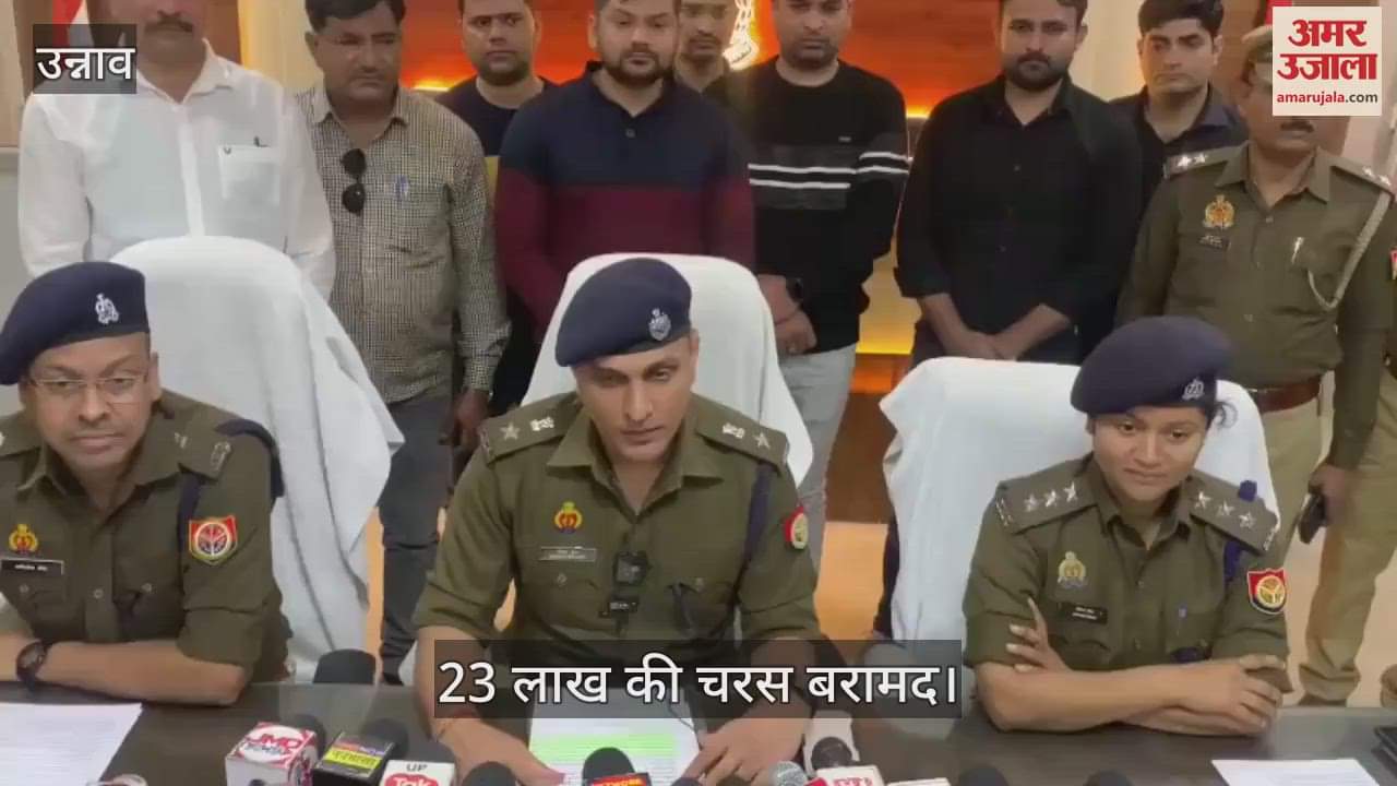 VIDEO : Police nabbed two inter-district smugglers on the information of an informer