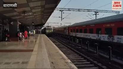 VIDEO : Guests from Tamil Nadu given grand welcome in style of Kashi drums were played