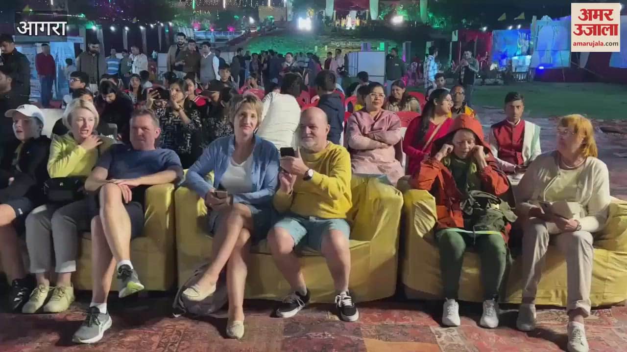 VIDEO : Foreign guests arrived for Yamuna Aarti