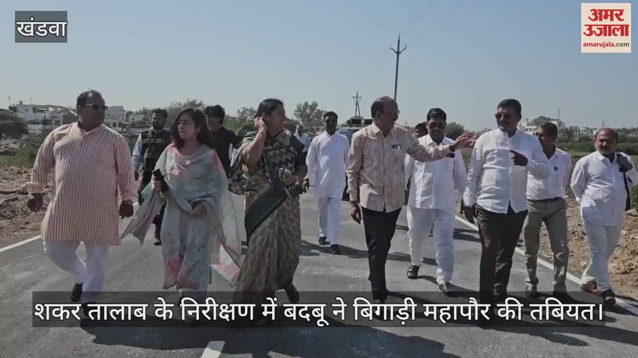 The mayor who came to inspect Shakar Talab before the bulldozer action, became sick due to the foul smell