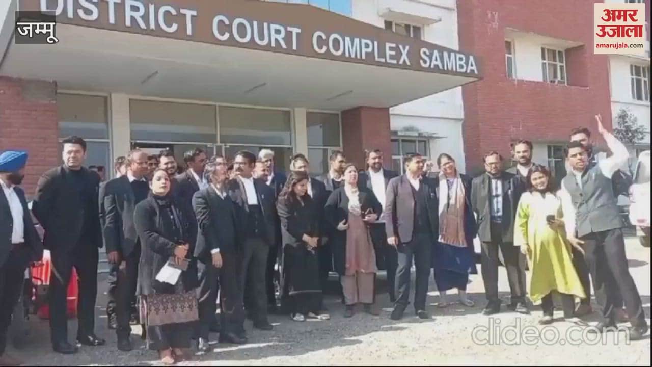 VIDEO : Lawyers protested against the proposal to amend the Advocates Act