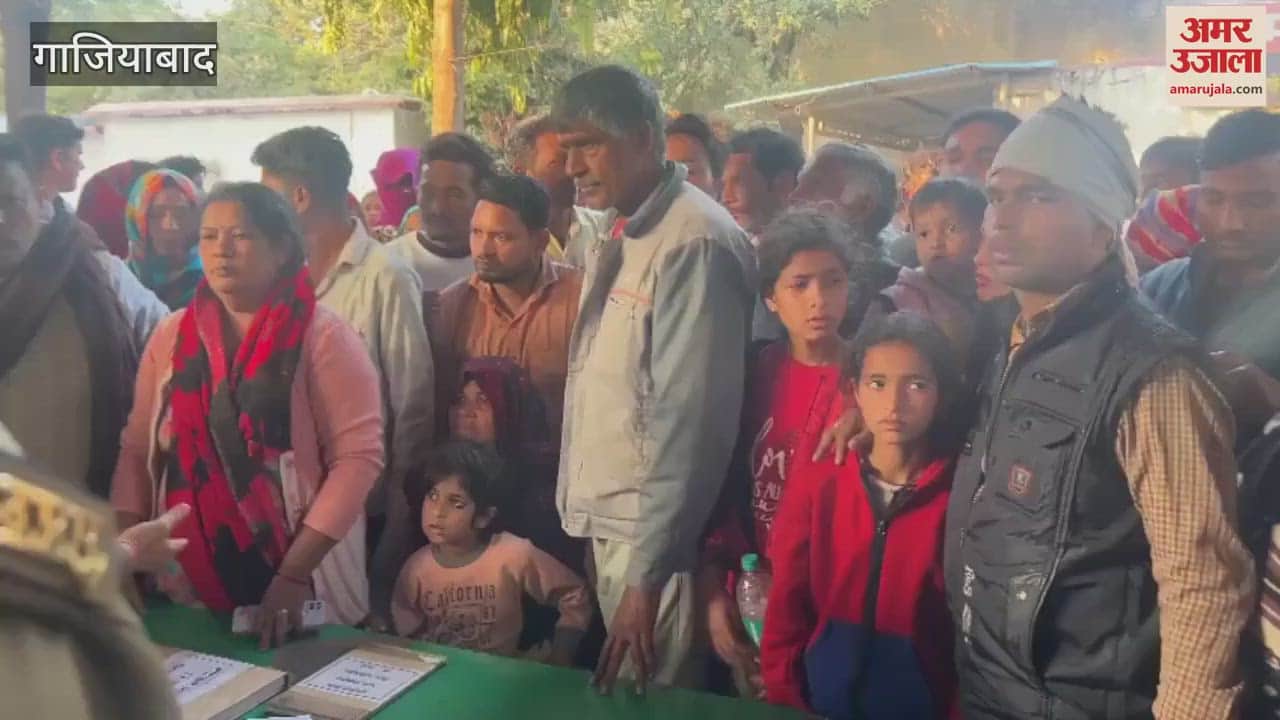 VIDEO : People created a ruckus by placing the dead body in front of Modinagar police station