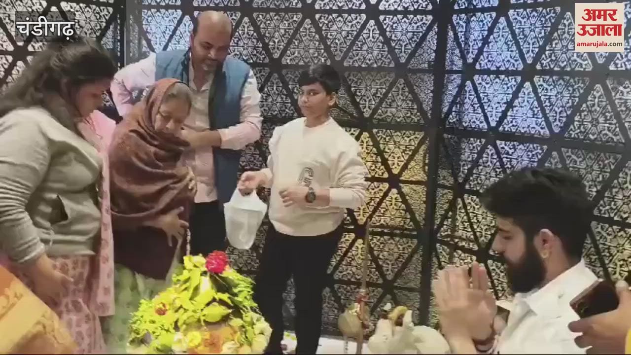 VIDEO : Devotees gathered in the temple of Shri Radha Krishna in Chandigarh Sector 18