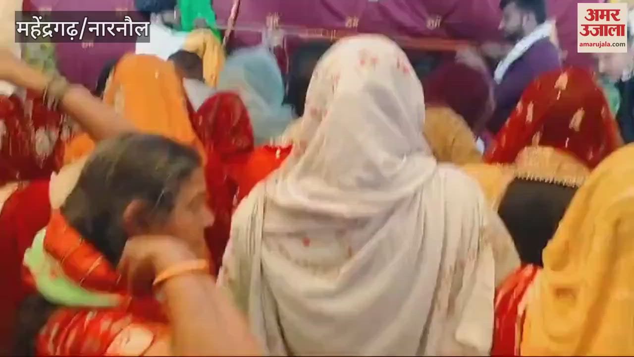 VIDEO : Crowd of devotees gathered in Shiva temple located in Modashram of Mahendragarh