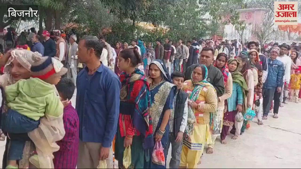 VIDEO : Bijnor: Jalabhishek performed in Baba Jharkhandi temple