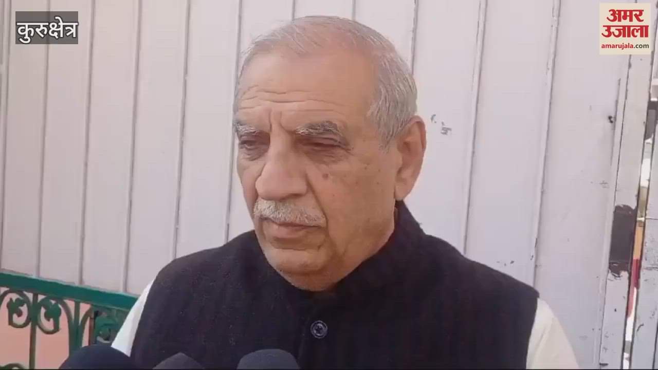 VIDEO : Former minister Ashok Arora cast his vote in Kurukshetra, raised questions on the election process