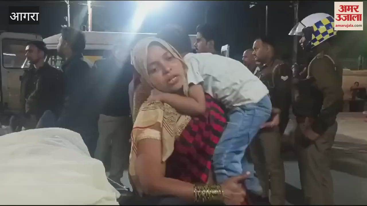 VIDEO : Collision Between Bullet and Bike Five Youths Died