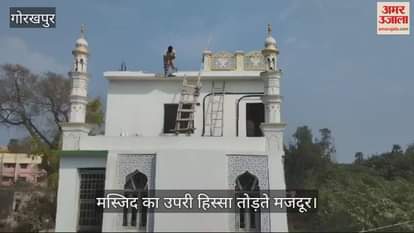 VIDEO : Abu Huraira Mosque was demolished by Mutawalli, GDA had given notice