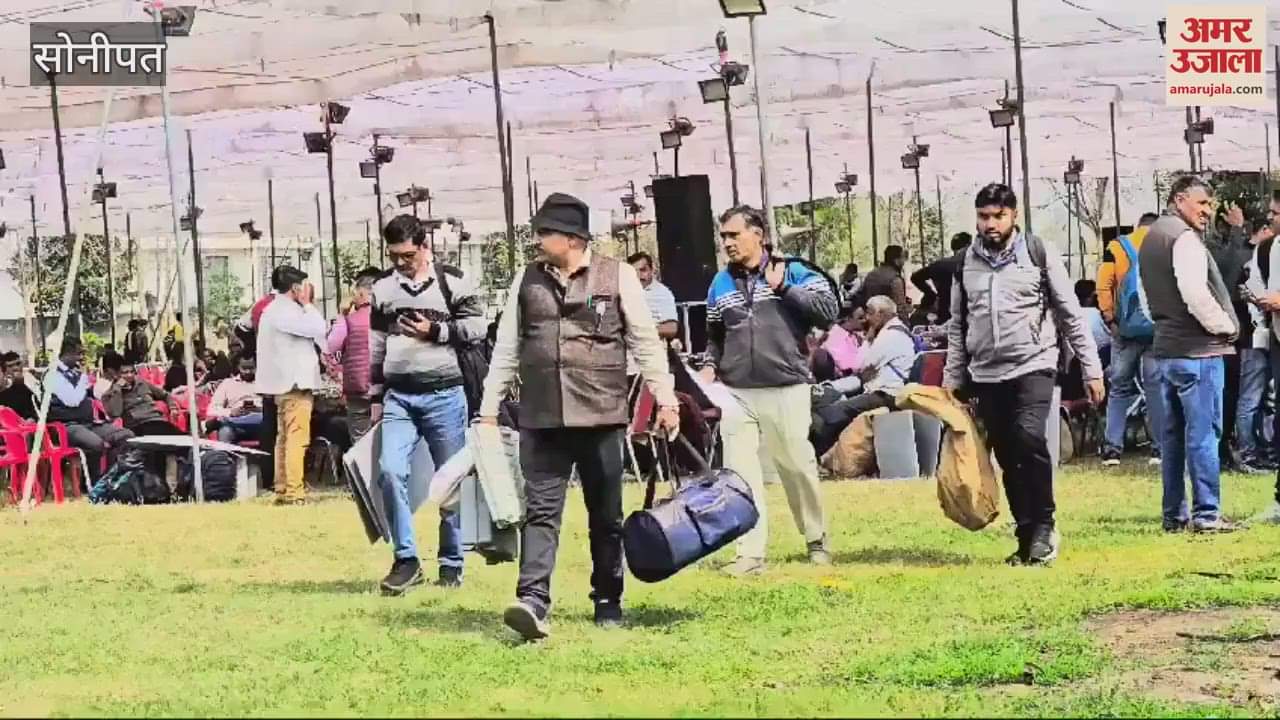 VIDEO : Polling parties in Sonipat left for booths with EVMs and election material