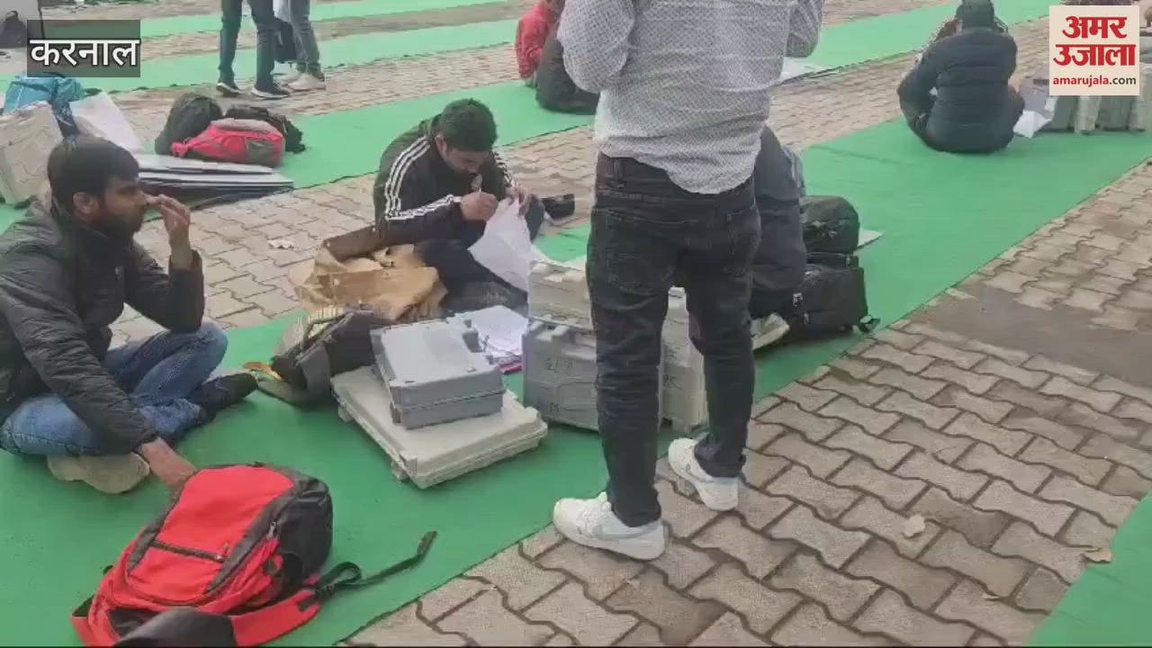 VIDEO : Karnal civic elections, EVMs and polling parties leave for booths amid tight security