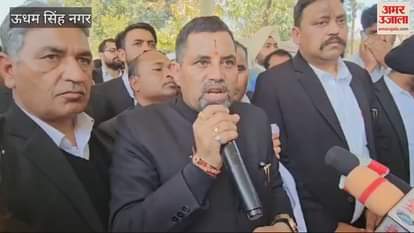 VIDEO : अधिवक्ताओं और दस्तावेज लेखकों को बाहर करने के विरोध में प्रदर्शन, की मांग; कार्य बहिष्कार जारी