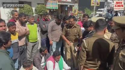 VIDEO : Muzaffarnagar: Woman dies in hospital, family members create ruckus and vandalize