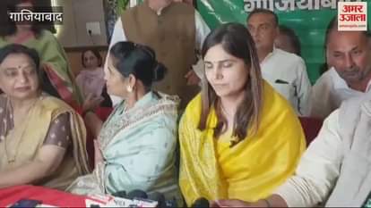VIDEO : Rakhi Sandhu became the metropolitan president of women cell in Ghaziabad