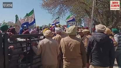 VIDEO : Police and farmers face to face in Moga