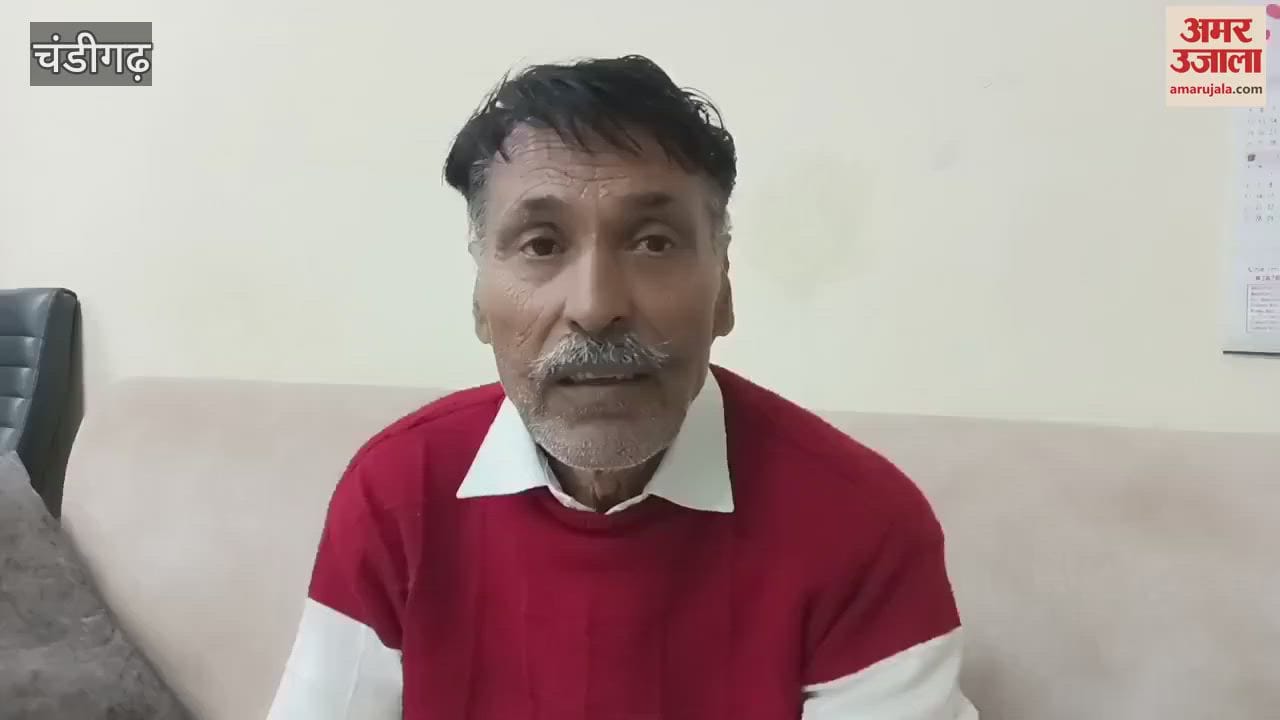 VIDEO : An elderly man was attacked by dogs while he was taking a walk in Chandigarh