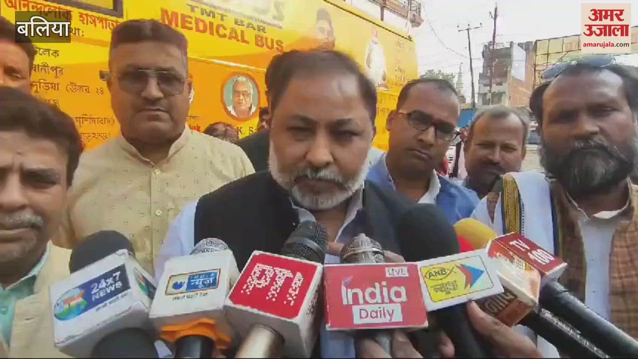 VIDEO : anyone tries to catch collar of police of uttar pradesh his heart will ripped out