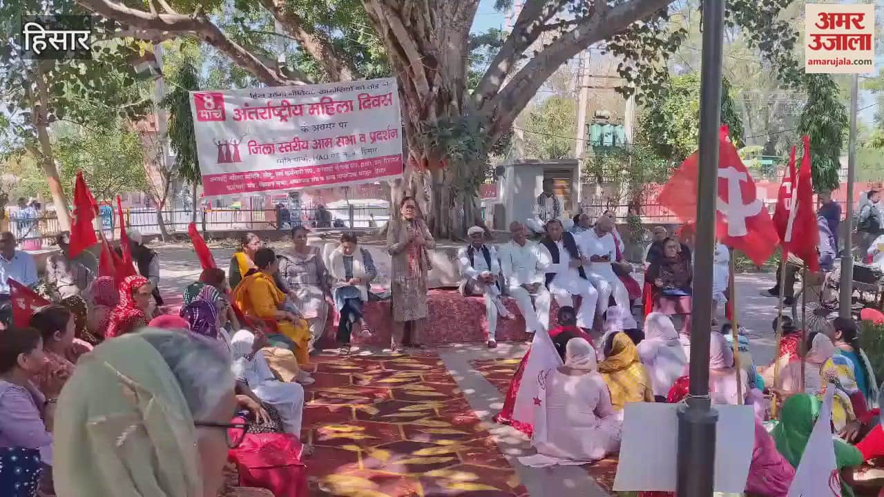 VIDEO : In Hisar, women attacked evil practices and superstitions through their songs
