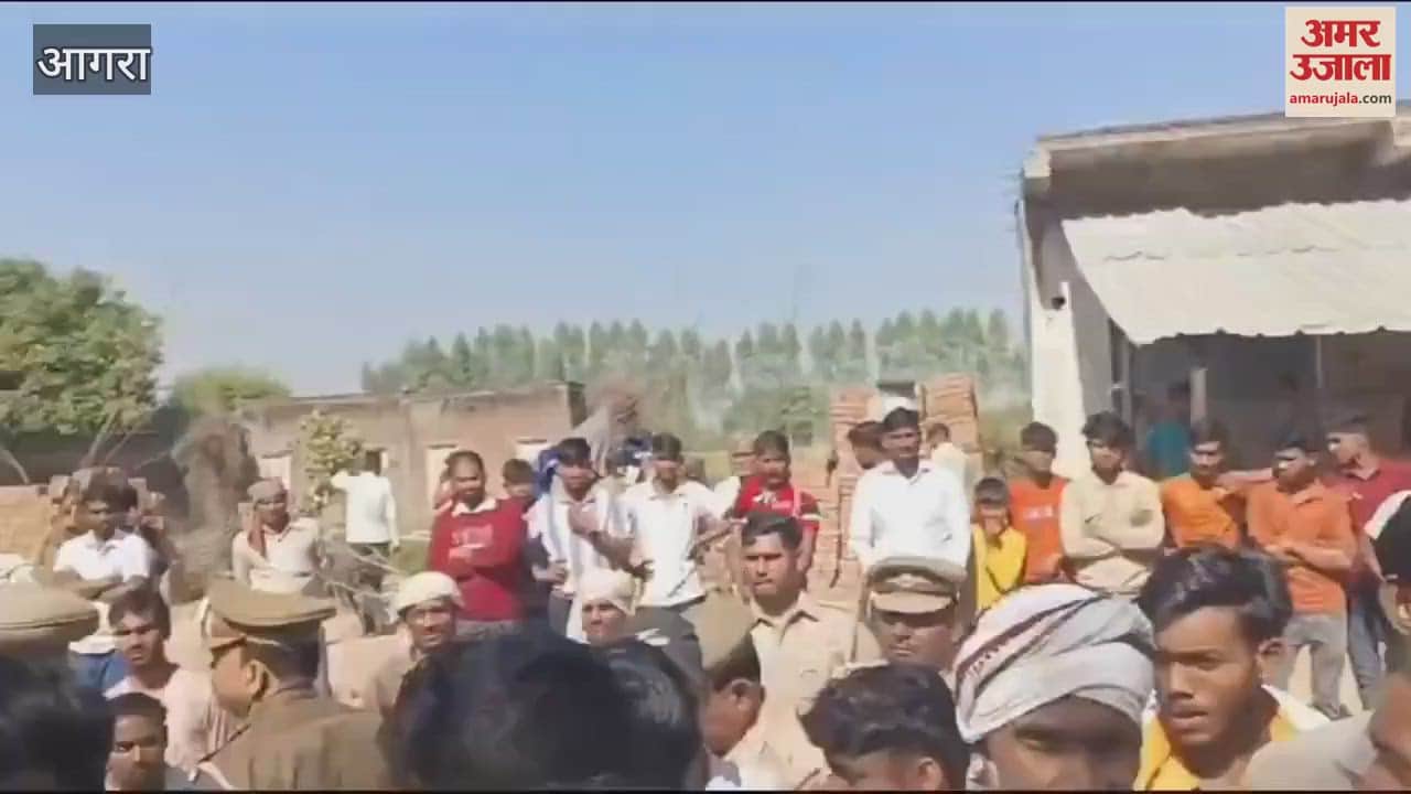 VIDEO : tractor-trolley carrying potatoes crushed three people  one died angry people blocked the road
