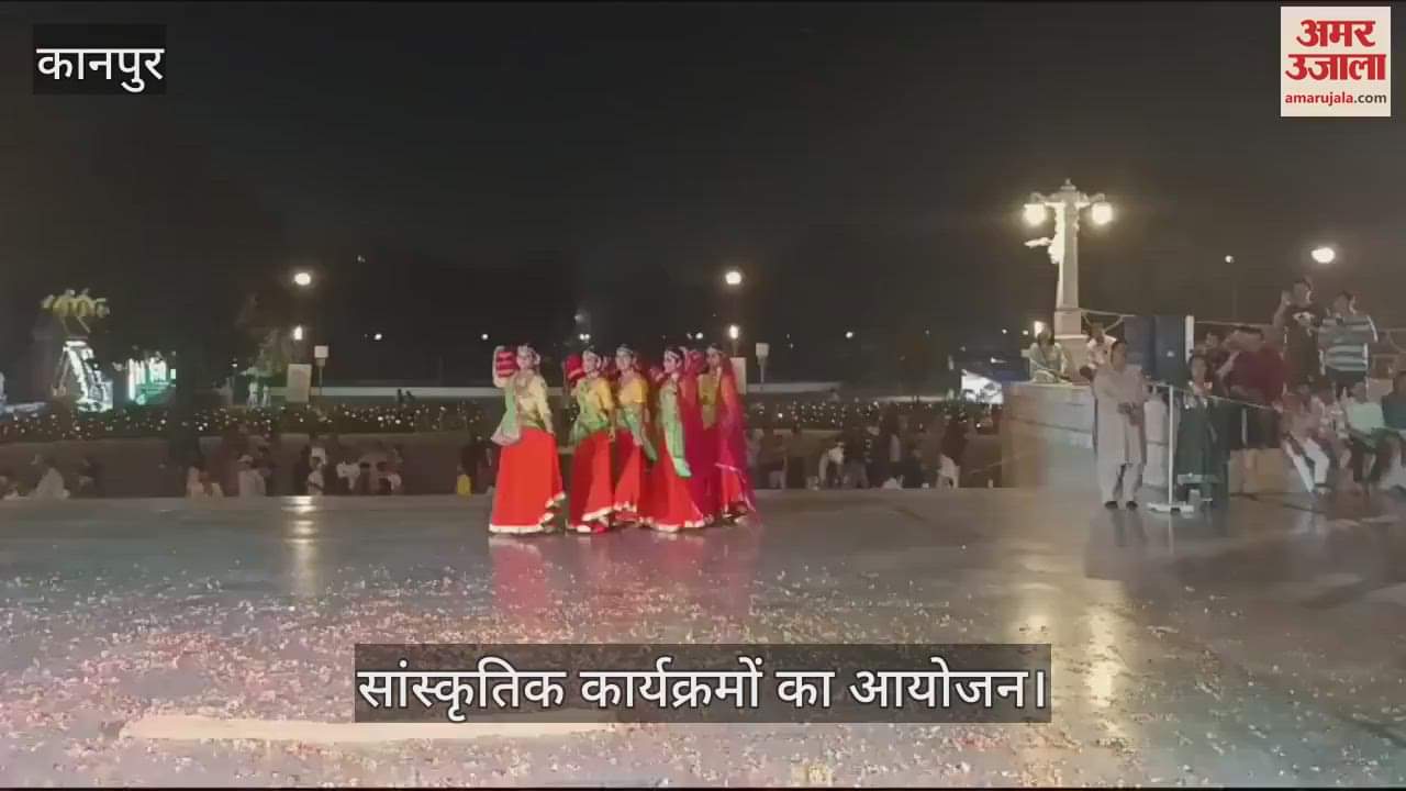VIDEO : Abir-gulal flew in Rangotsav at JK temple, Holi of flowers played