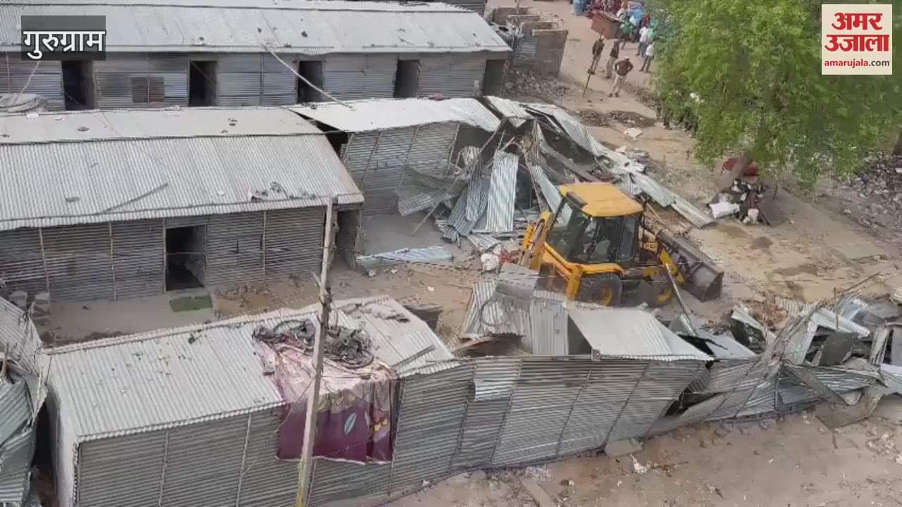 VIDEO : Bulldozers run on 850 huts in Saraswati Kunj Gurugram