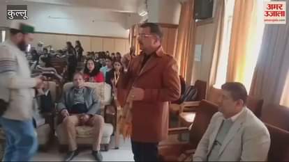 VIDEO : Poets and writers brainstormed in the literary festival