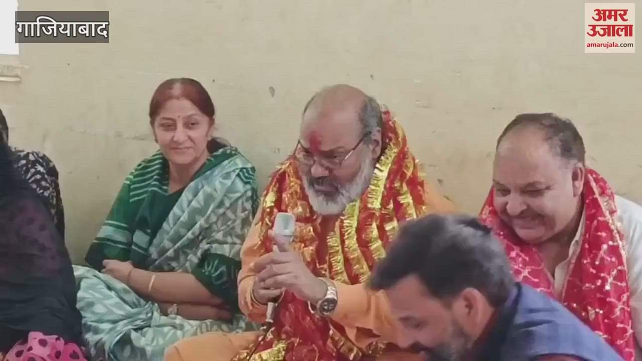 VIDEO : Yeti Narasimhanand Giri said in Ghaziabad Yogi government should give arms license to every Hindu