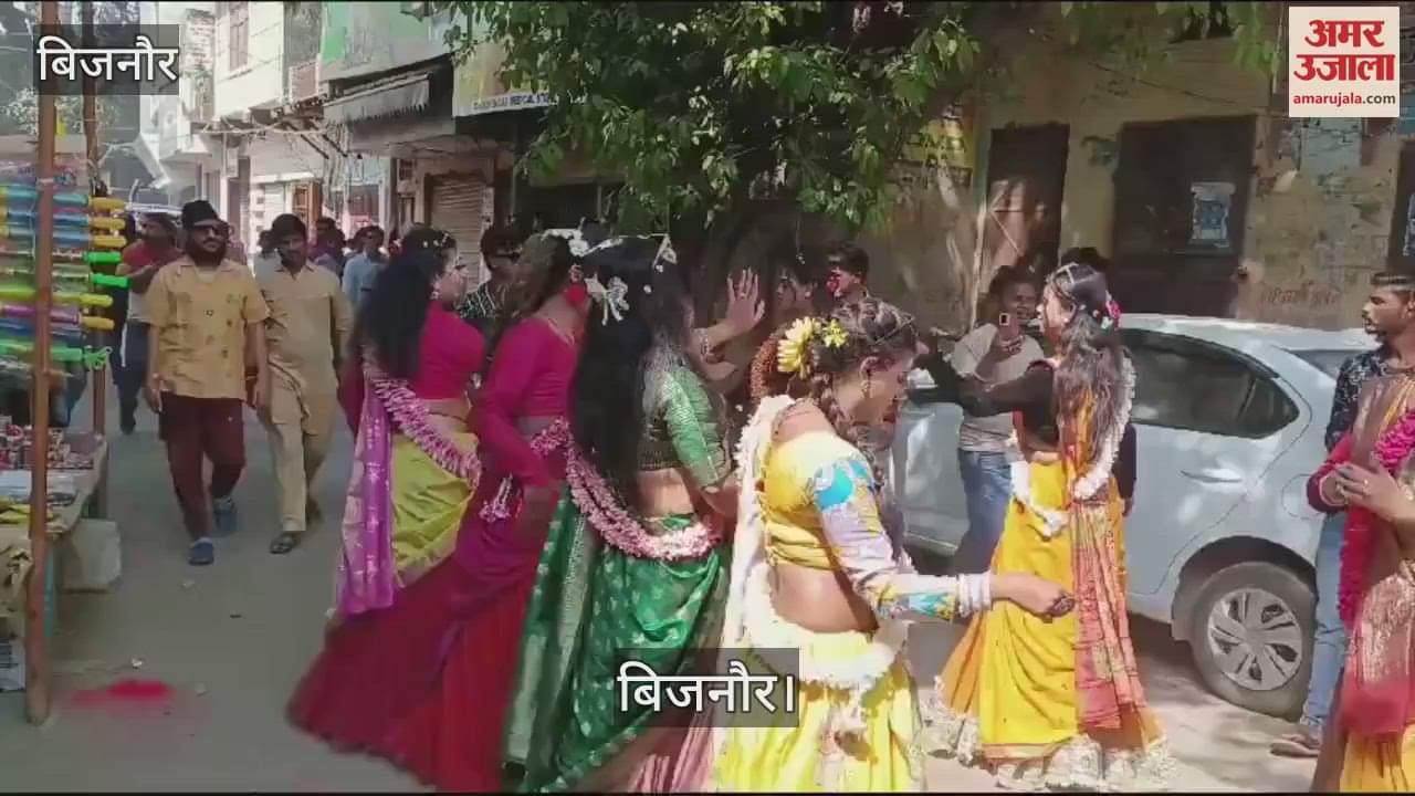 VIDEO : Procession taken out in Haldaur on Rang Ekadashi, dance tableau