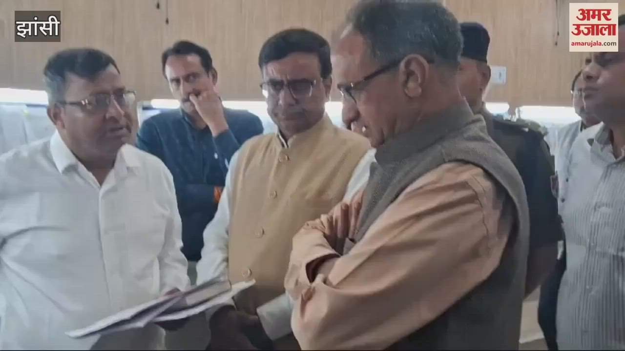 VIDEO : Railway General Manager investigated passenger facilities at station