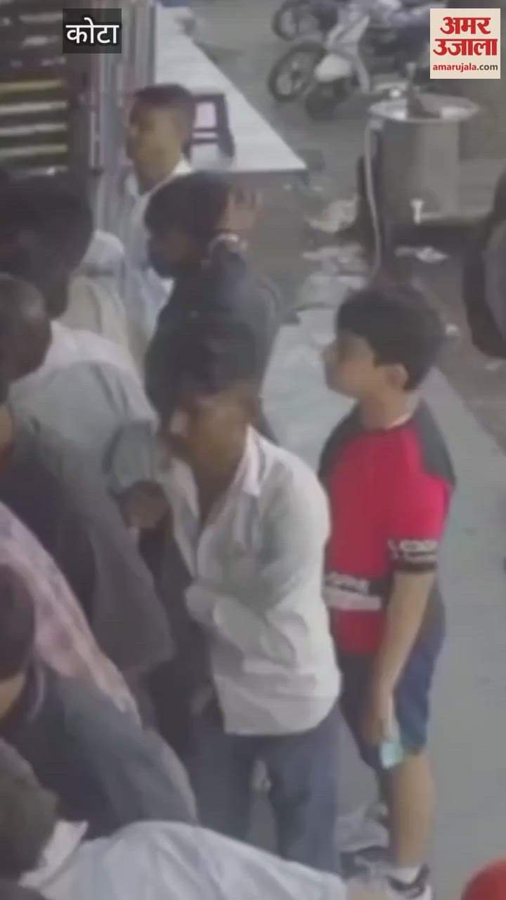 Kota News Theft took place at two places in city thief stole cash by folding his hands in temple