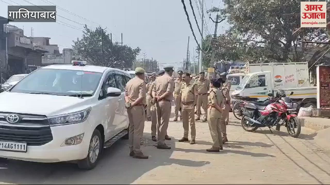 VIDEO : flag march was taken out in Muradnagar on occasion of Holi-Jumma