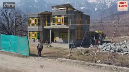 VIDEO : Lack of electricity poles in Bela Haripora of Ganderbal poses a security risk, dangling wires cause increased problems