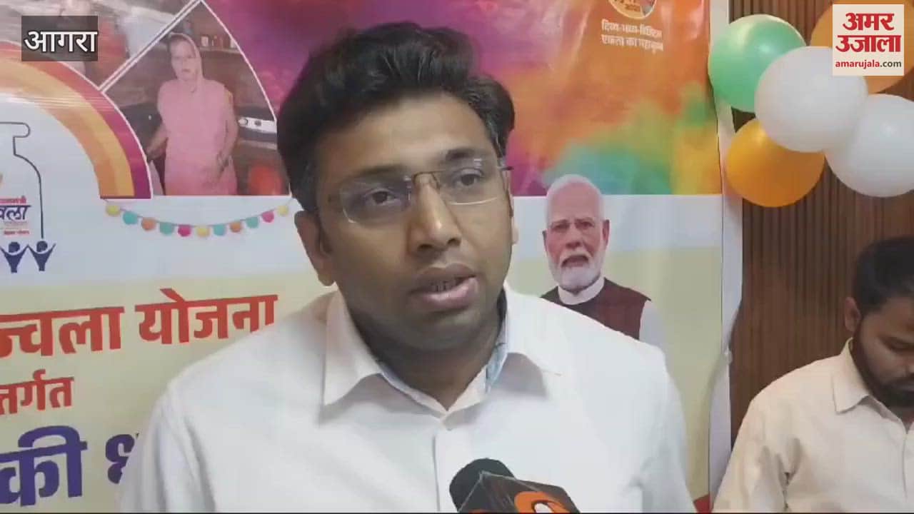 VIDEO : Book before Holi you will get gas cylinder for free