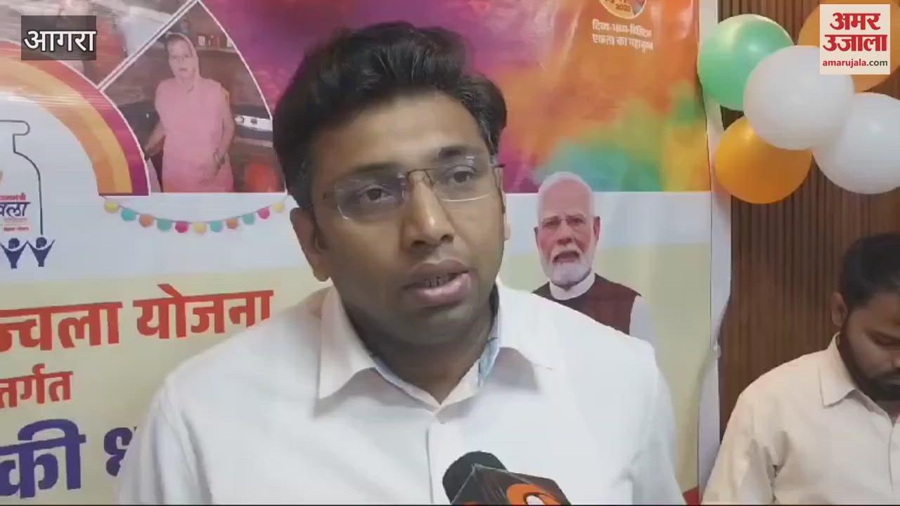 VIDEO : Book before Holi you will get gas cylinder for free