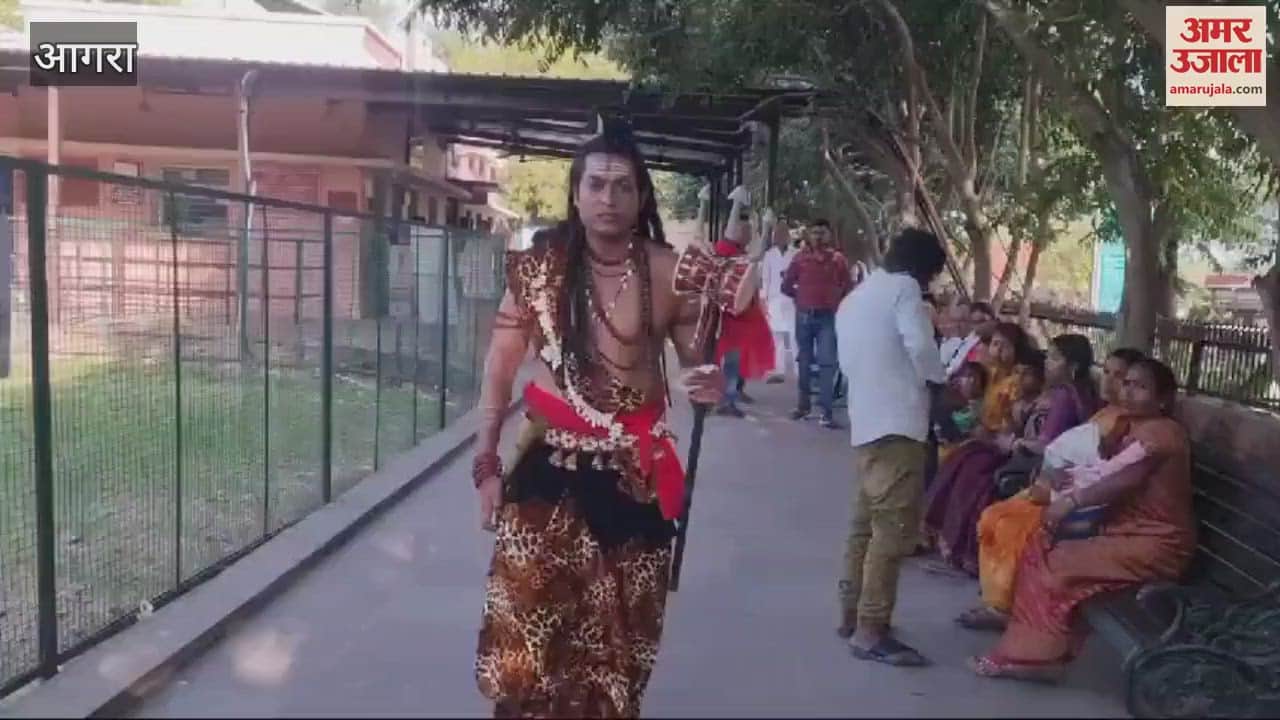 VIDEO : man dressed as Shiva arrived to see Taj uproar on monument