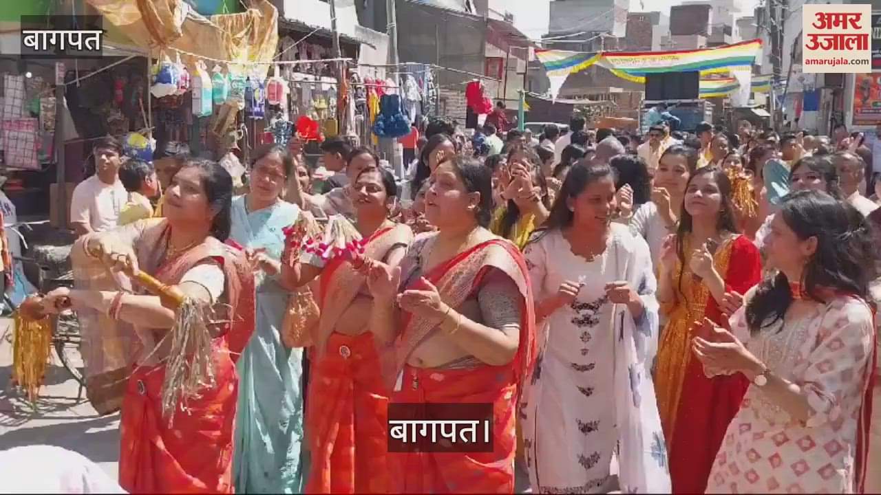 VIDEO : Devotees took out a grand chariot procession at the Adinath Digambar Jain temple in Khekra, Baghpat