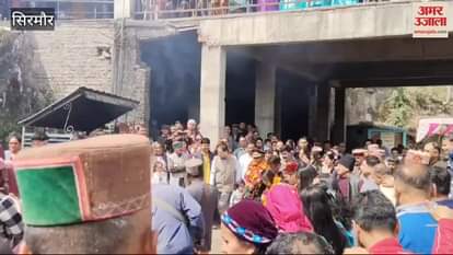 VIDEO : Lieutenant Avinash Chauhan received a grand welcome upon reaching home