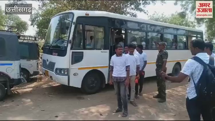 VIDEO : 16 महिला नक्सली समेत छत्तीसगढ़ के 64 नक्सलियों का तेलंगाना में आत्मसमर्पण, देखें वीडियो